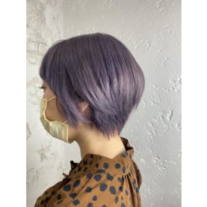 パープルヘア、ショートボブ、ハイトーンショート