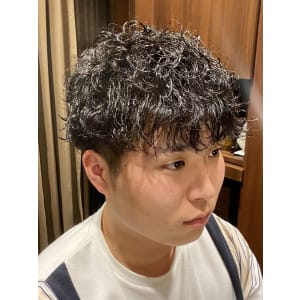 スパイラルパーマ×マッシュ
