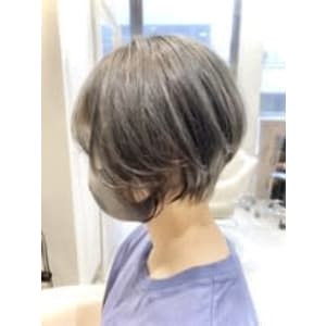 アイスグレージュ×ショートボブ【Ash大泉学園店 横山】