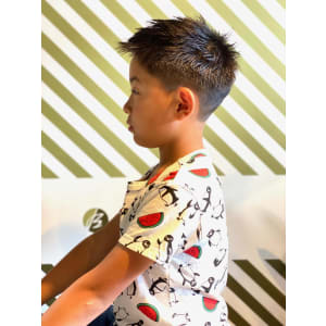 キッズカット【BARBER-BAR】