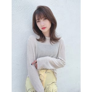 くびれレイヤースタイル - e.m.a × Ar be.anca【イーエムエーアールビアンカ】掲載中