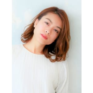【大人世代にお勧め】ミディアムスタイル☆