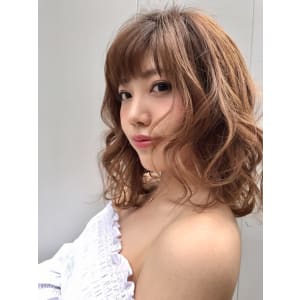 【牟田恭英】オレンジベージュ