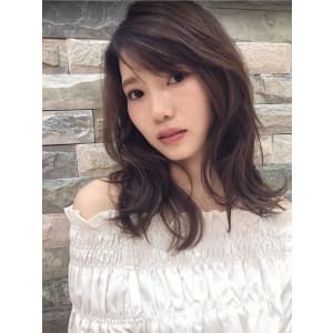 【筧　紗苗】くびれミディスウィートカール