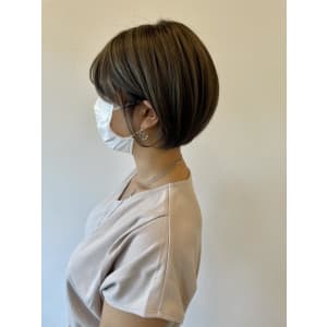 latte atelier ショートヘア