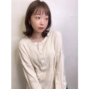 ナチュラル外ハネミディ