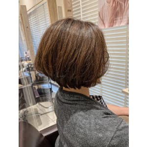 ショートヘア