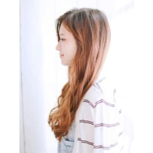 ルーズロングヘアースタイル