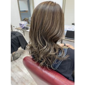 【latte atelier】ハイライト☆ベージュブラウン