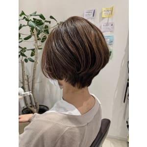 ショートヘア