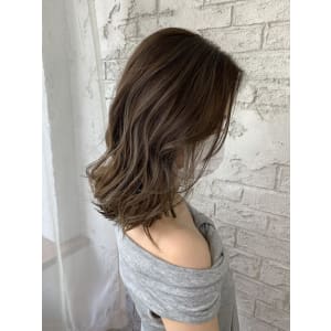 ハイライトカラー透明感グレージュカラー　6154