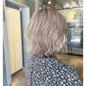 《sourire 堀本》ハイライト、グレージュボブ