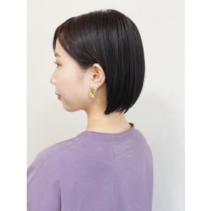 黒髪ストレートミニボブ