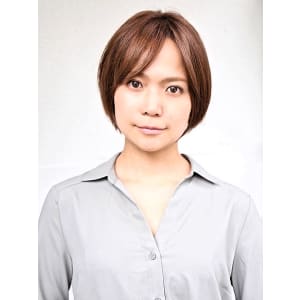 タイトな縦長ハンサムショート
