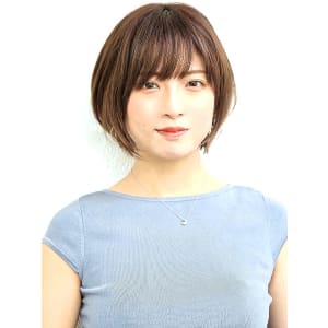 丸みのある簡単スタイリングショート
