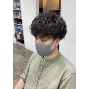 スパイラルマッシュ/スパイラルパーマ/刈り上げ