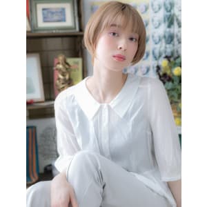 シースルーバング大人ハイライトマッシュボブ　パールホワイト