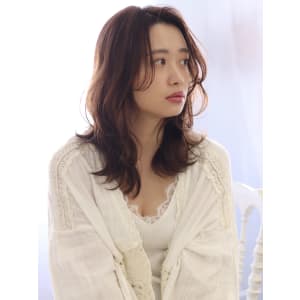 大人かわいいニュアンスウェーブミディアム