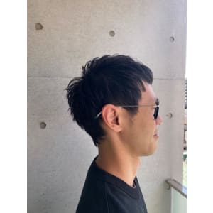 メンズビジネスショートスタイル