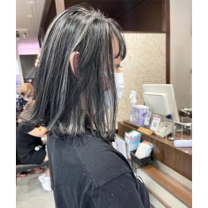 ★細めのコントラストハイライトデザイン★