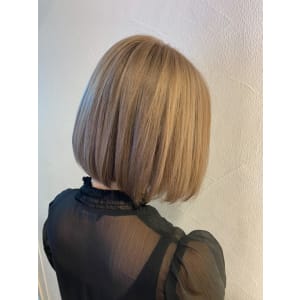 ミルクティーベージュ