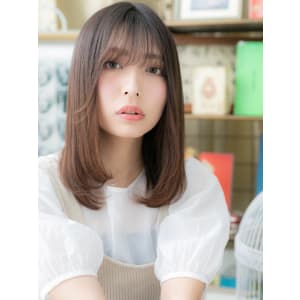 シースルーバング透明感ハイライト小顔ロブ　グレイアッシュ
