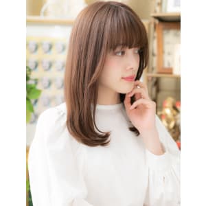 大人かわいい透明感ハイライトカラーセミディ　キャラメルベージ