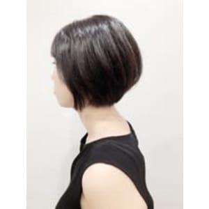 カジュアルショート