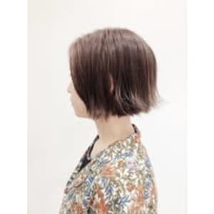 切りっぱなしシンプルボブ