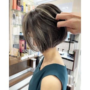 ★ショートボブにもピッタリなハイライトデザイン★