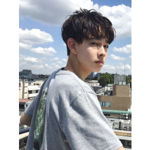 抜け感アンニュイツーブロマッシュ