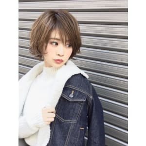 《高橋舞》 ショートパーマ　エアリーミディ　韓国　黒髪