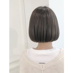 ぱつっとボブ　ショコラブラウン