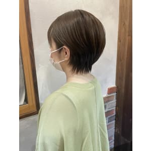 耳周りスッキリショートヘア - 福岡 オーガニックカラー miroa【フクオカ ミロア】掲載中
