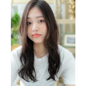 黒髪バレイヤージュくせ毛風カールラフロング　黒髪アッシュ