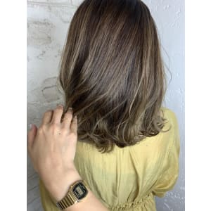 ハイライト、イルミナカラー20代30代40代