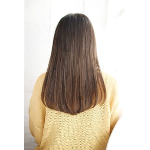 20代30代40代 髪質改善・透明感ロング - OTTIA +n【オティア プラスエヌ】掲載中