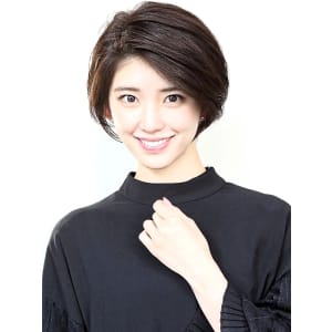 丸みのあるコンサバショート