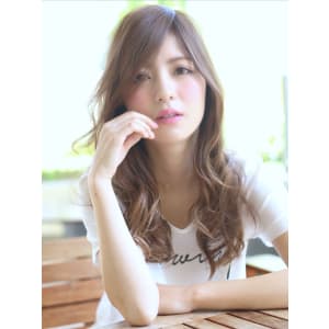  イノアカラーで魅せる艶髪グレージュ