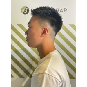 大人の刈り上げスタイル【BARBER-BAR】 - バーバーバー赤羽【バーバーバーアカバネ】掲載中