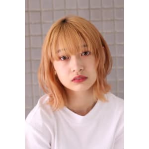 【佐々木　スタイル】ブリーチ×外はねボブ