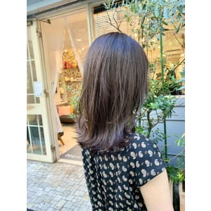 ワンカールのミディアムレイヤー☆透明感ブラウンカラー