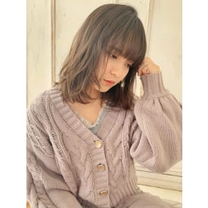 ぷつんとミディアム重めバング