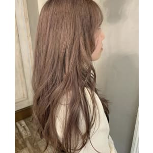 ミルクティーベージュ