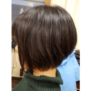 まとまりショートボブ - Carrefour【カルフール】掲載中