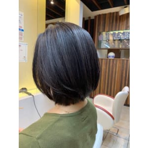 小顔/ショートボブ/白髪染め/40代50代60代/ナチュラル
