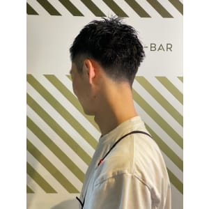 大人の刈り上げスタイル【BARBER-BAR】 - バーバーバー赤羽【バーバーバーアカバネ】掲載中