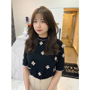 ＠motonari_kusuda/大人かわいいヘア