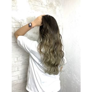 グラデーショングレージュ10代20代15400円