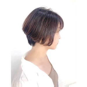 前下がり/小顔/ショート/グラデーション/ひし型/30代40